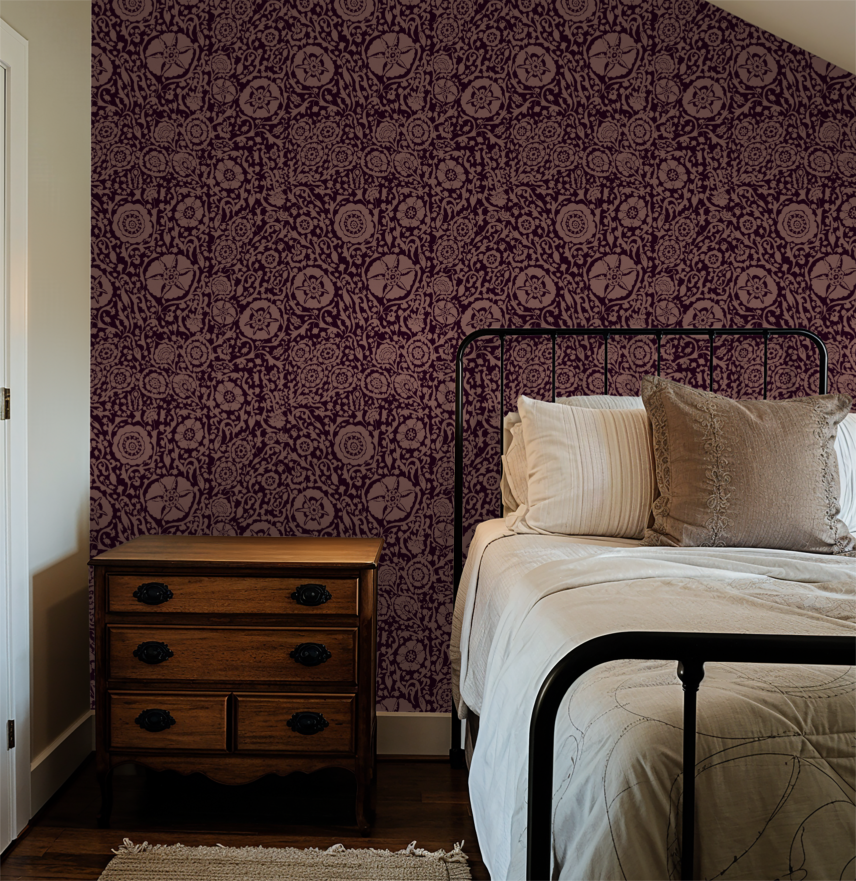 Suzani floral maroon